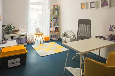 W małej głowie Centrum Terapii i Rozwoju | Psycholog dziecięcy, Terapia SI, Logopeda | Bytom